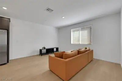 1526 Eva Crossing Place, Henderson, NV 89002 Living Room