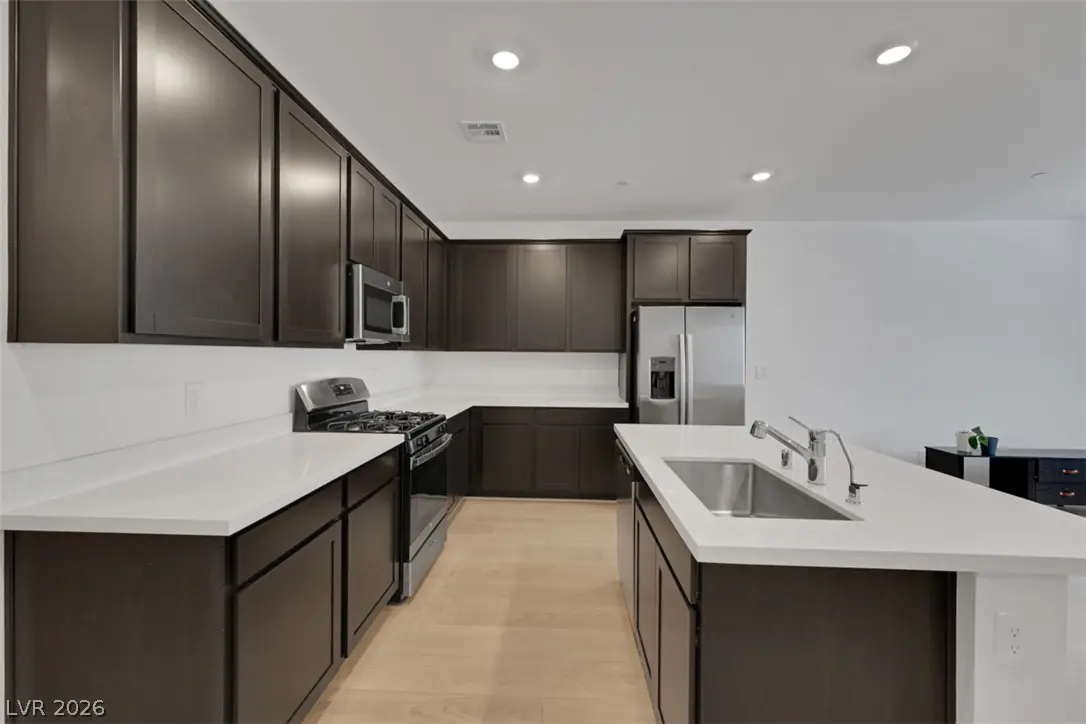 1526 Eva Crossing Place, Henderson, NV 89002