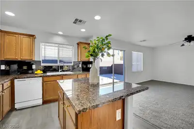 6466 Fulton Meadows Avenue, Las Vegas, NV 89141 Kitchen