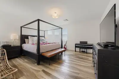 1074 Parkington Avenue, Henderson, NV 89012 Primary Bedroom