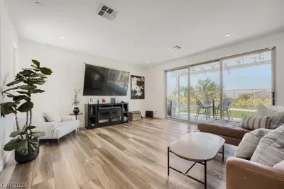 1074 Parkington Avenue, Henderson, NV 89012 Living Room