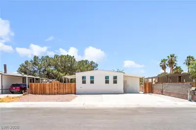 6437 Delphinium Avenue, Las Vegas