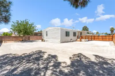 6437 Delphinium Avenue, Las Vegas, NV 89108 Back of Structure