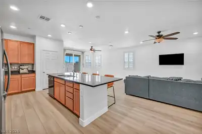 3208 Brescia Bank Avenue, Henderson, NV 89044 Kitchen