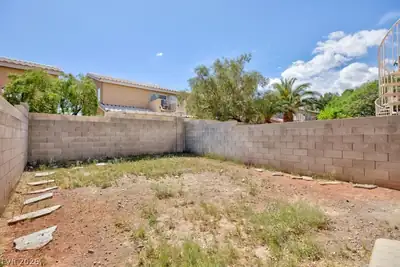 8009 Draco Circle 101 Yard