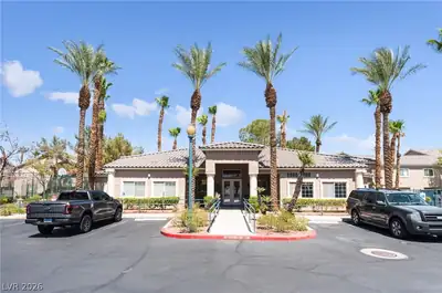 2052 Gravel Hill Street 201 Las Vegas, NV 89117