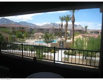 11830 Portina Drive 2031 Patio
