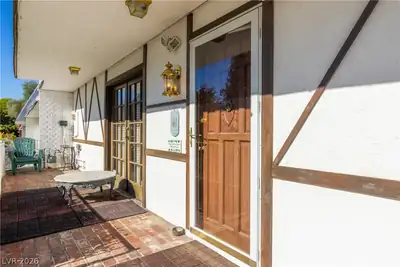 3552 Bounty Avenue, Las Vegas, NV 89121 Entrance Foyer