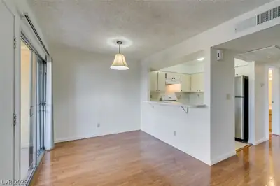 1404 Santa Anita Drive D Dining Area