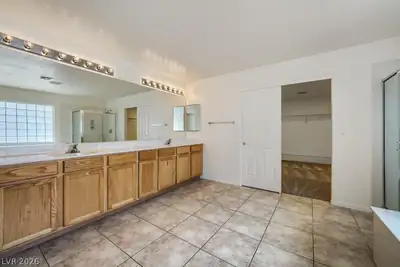 1133 Thunder Canyon Avenue, Henderson, NV 89012 Primary Bathroom
