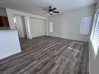 1015 APPALOOSA HILLS Avenue Living Room
