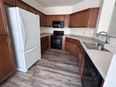1015 APPALOOSA HILLS Avenue Kitchen