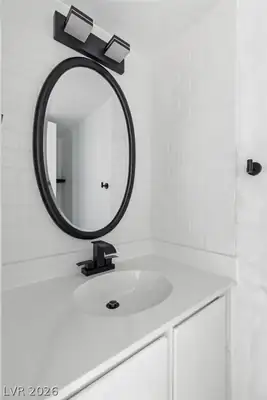 4622 Grand Drive 3 Bathroom