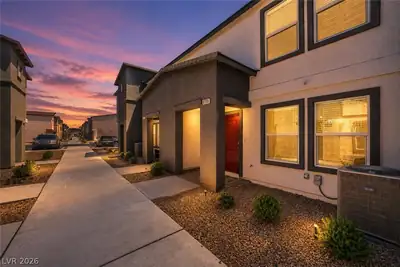 6109 Hibiscus Garden Street, North Las Vegas