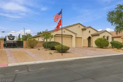 4713 Overlook Ranch Street, North Las Vegas, NV 89031 Front of Structure