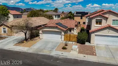 8432 Warthen Meadows Street Las Vegas, NV 89131