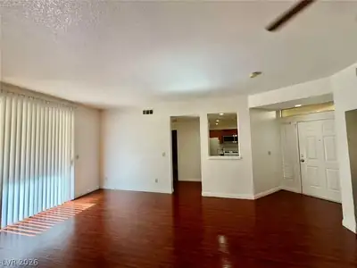 5155 TROPICANA Avenue 1045 Living Room
