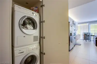 3722 Las Vegas Boulevard 810 Laundry