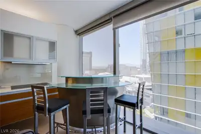 3722 Las Vegas Boulevard 810 Kitchen