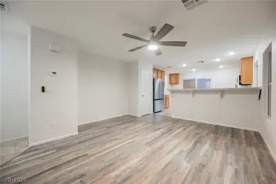 445 Royal Bridge Drive Living Room