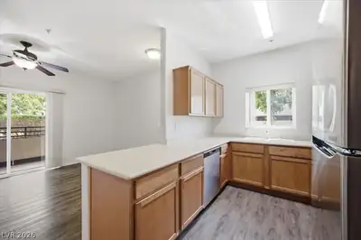 2291 West Horizon Ridge Parkway 5128, Henderson