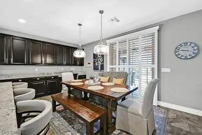 6565 Mission Crest Avenue, Las Vegas, NV 89131 Dining Area