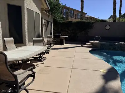 2284 Moresca Avenue Pool