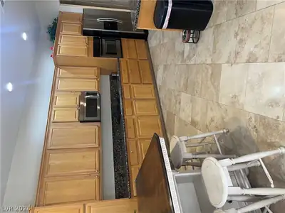 2284 Moresca Avenue Kitchen