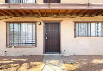595 South Royal Crest Circle 18, Las Vegas