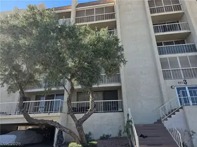 750 South Royal Crest Circle 313, Las Vegas