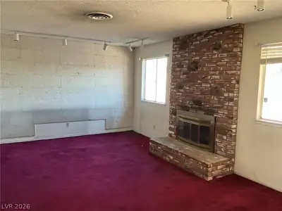 3685 Edison Avenue, Las Vegas, NV 89121 Living Room