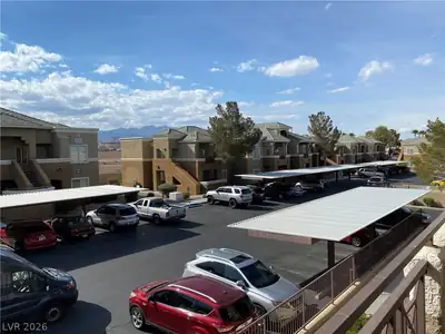 8070 West RUSSELL Road 2105, Las Vegas