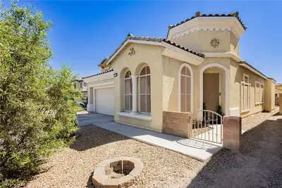 2632 Rainbow Glow Street, North Las Vegas