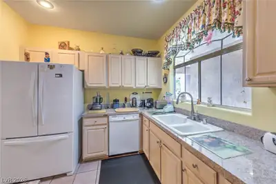 101 Breezy Tree Court 203 Kitchen