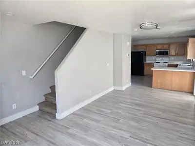 5270 PARADISE SKIES Avenue, Las Vegas