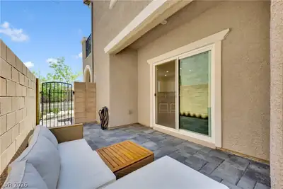 10691 Sariah Skye Avenue Patio