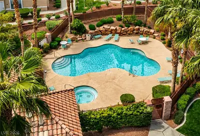 5855 Valley Drive 2139 Pool