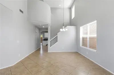 7127 Cabarita Avenue Living Room