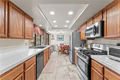2402 Pickwick Drive, Henderson, NV 89014 Kitchen