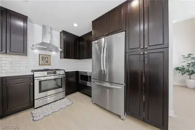 9401 Crown Vista Lane, Las Vegas, NV 89117 Kitchen