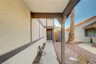 7141 Shadow Crest Drive, Las Vegas, NV 89119 Front of Structure