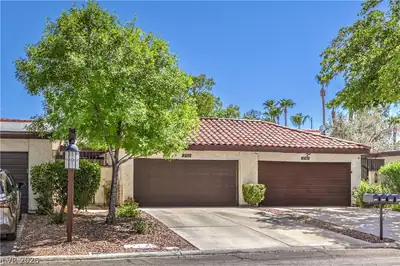 2731 San Lago Court, Las Vegas, NV 89121 Front of Structure