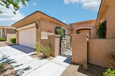 5110 Vincitor Street, Las Vegas, NV 89135 
