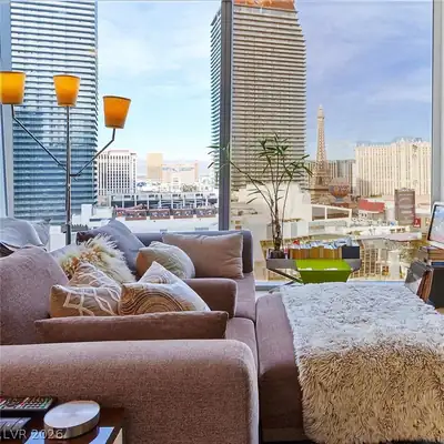 3726 Las Vegas Boulevard 1902, Las Vegas