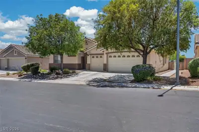 4517 Mohawk River Avenue, North Las Vegas, NV 89031 Front of Structure