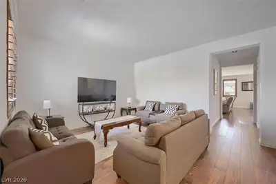 6219 Darby Creek Court, North Las Vegas, NV 89081 Living Room