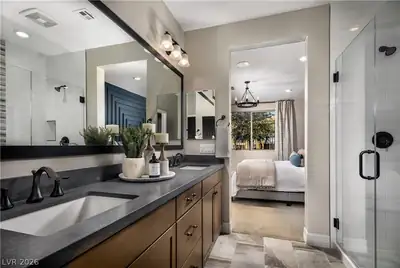 9874 Sangria Sunrise Avenue Primary Bathroom