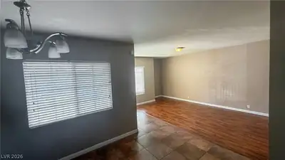 6920 Dunsbach Way, Las Vegas, NV 89156 Living Room