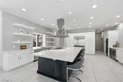 1912 Redbird Drive, Las Vegas, NV 89134 Kitchen