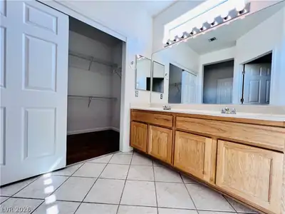 3047 Hickory Valley Road, Henderson, NV 89052 Primary Bathroom